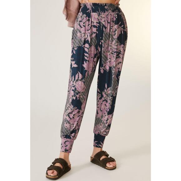 Anthropologie Daily Practice Cool Breeze Pants in Navy/Lilac Size Medium - Picture 2 of 8